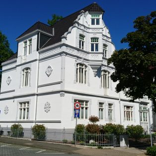 „Villa König“ Bahnhofstr. 25